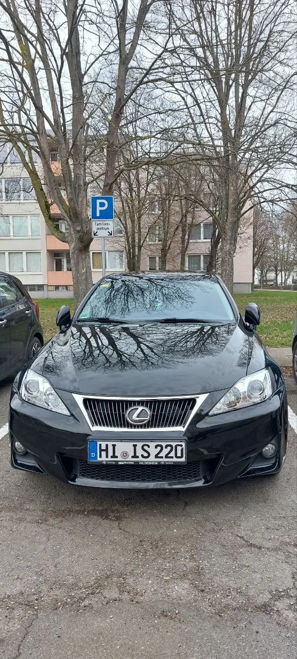 Lexus IS 220, foto 1